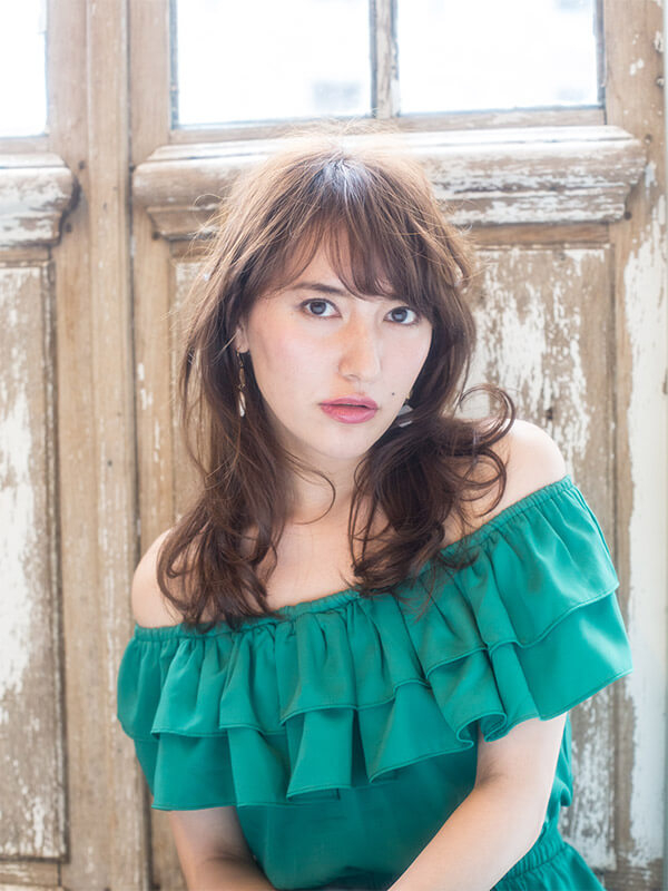 仙川にある美容室・美容院「ヘアメイク パッセージ(passage)仙川店」のヘアスタイル「ワイドバングミディ」の拡大画像